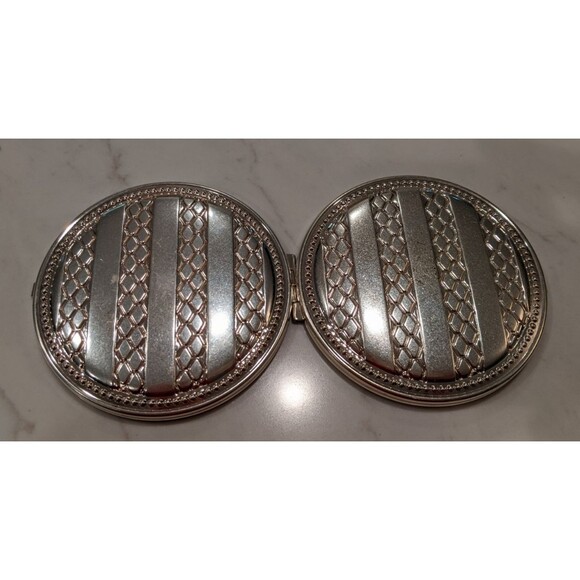 New~Pottery Barn Silver Finish Circular Picture Frame Locket 3 X 5 - Picture 5 of 7